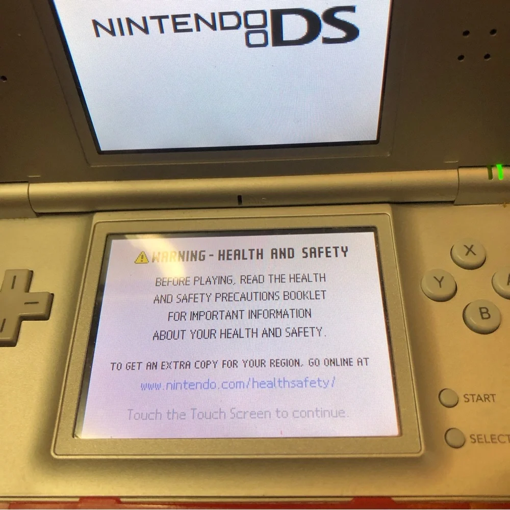 Hasbro Nerf case Nintendo DS red version works 9 games and carrying case